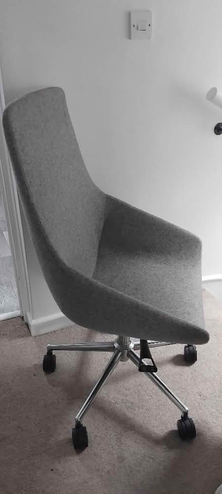 Photo of free Swivel chair (Erith DA8) #2