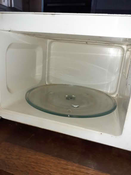 Photo of free Microwave (Welshampton SY12) #3