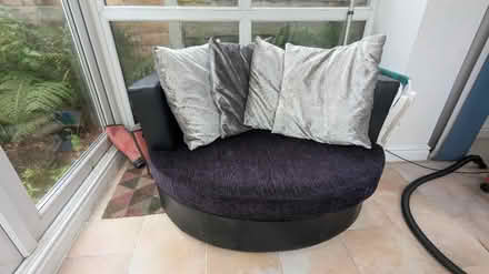 Photo of free Round sofa chair (Davenport, SK2) #1