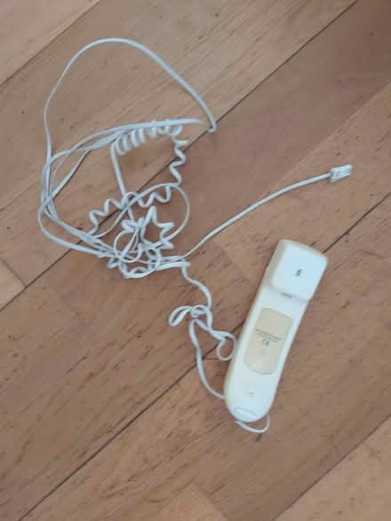 Photo of free BT Phone (W4) #1