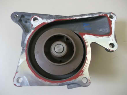 Photo of free Renault water pump (Stretford M32) #2