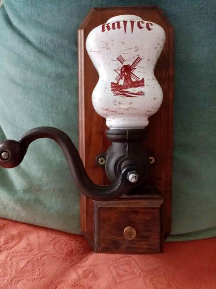Photo of free Rustic coffee grinder (Victoria SW1) #1