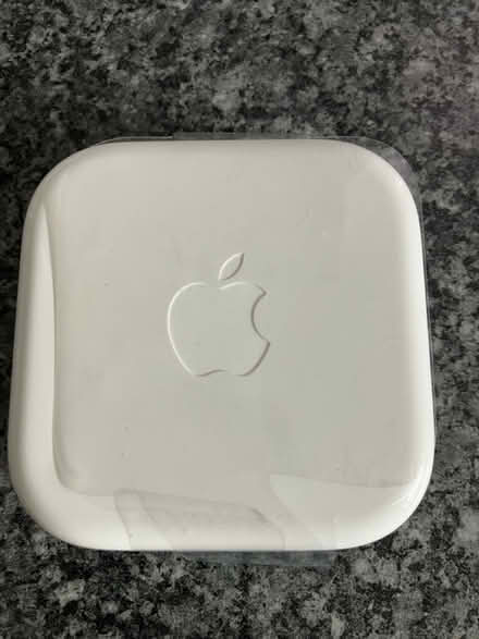 Photo of free Apple wired earphone (Stevenage SG1) #2