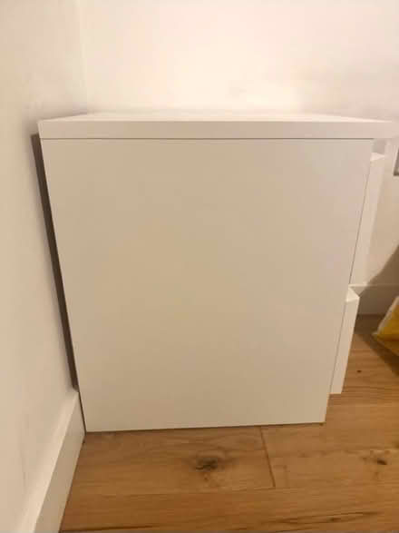 Photo of free IKEA white drawers (EC1N) #2