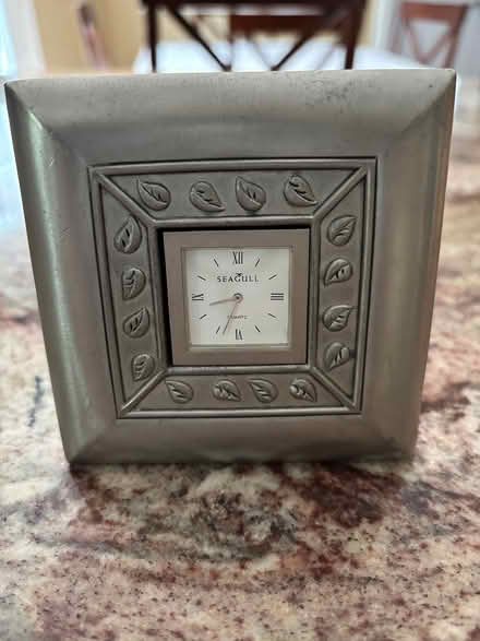 Photo of free Seagull Pewter Clock (Erin Mills&QEW) #1