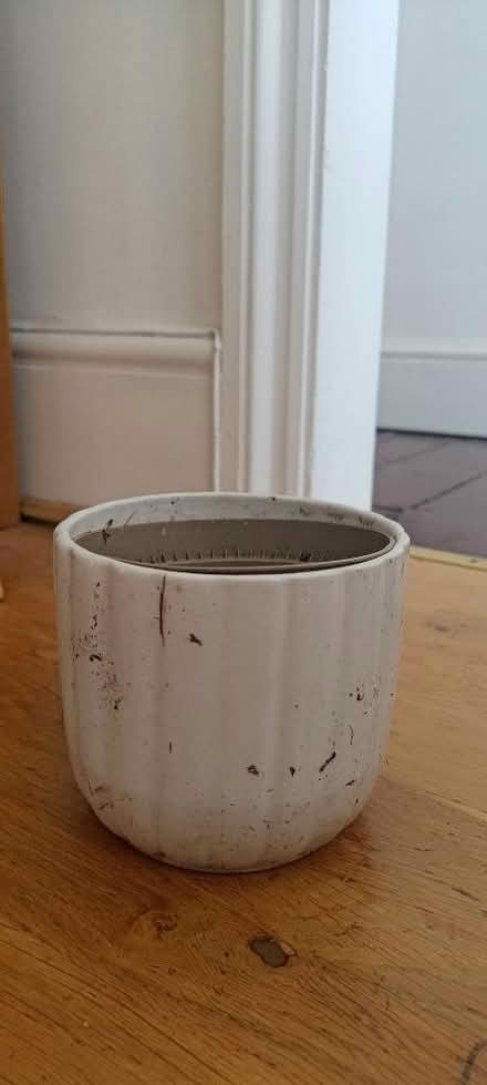 Photo of free Plant pots (Westbourne Park W11) #2