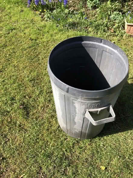 Photo of free Dustbin (Harrogate HG2) #2