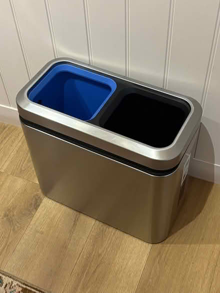 Photo of free Simple Human Silver Trash Bin (Marylebone W1U) #1