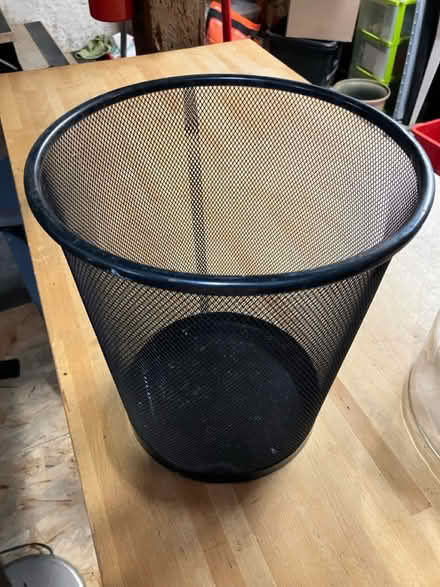 Photo of free Metal garbage bin (Hintonburg) #1