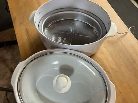 Photo of free Large Crock Pot (Hintonburg) #2