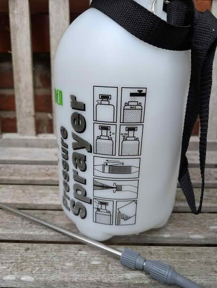 Photo of free Pressure sprayer (Farnborough GU14) #2