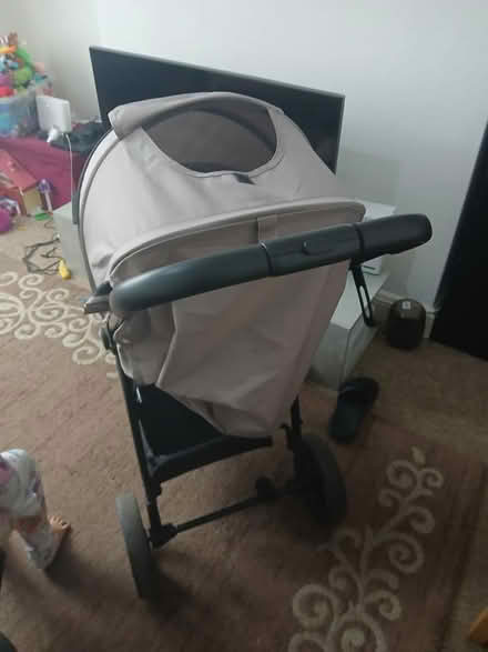 Photo of free Stroller (NW2) #3