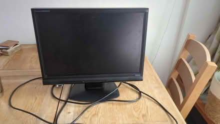 Photo of free Monitor (OX2 summertown) #1