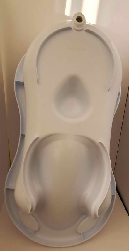 Photo of free Baby Bath Like New (Sidemoor B61) #3