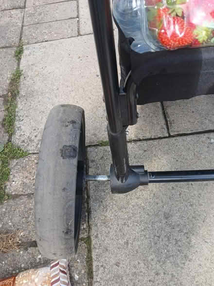 Photo of free Stroller (NW2) #4