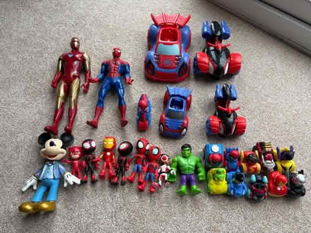 Photo of free Toy figures (ST14) #1