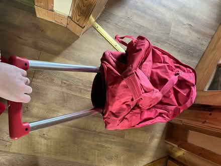 Photo of free Red Tripp holdall with wheels (Dunfermline KY12) #1