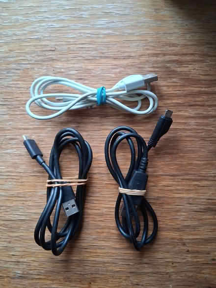 Photo of free USB data / charging cables (Queensbury HA8) #1