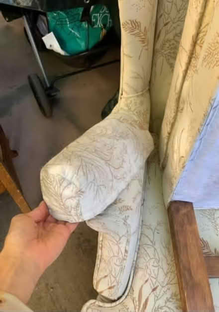 Photo of free Upholsterd chair & matching ottoman (Foothill Boulevard Cupertino) #2