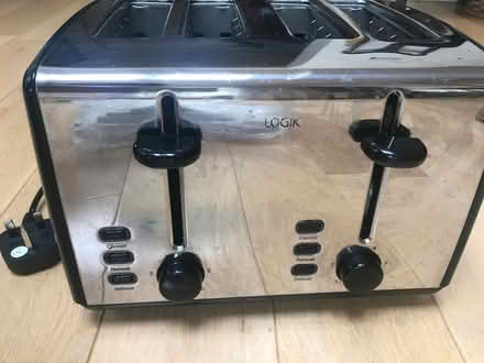 Photo of free 4-slice Logik toaster (Wootton OX13) #2