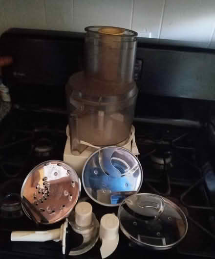 Photo of free cuisineart custom 11; 3 blades (south willows) #1