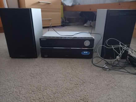 Photo of free Hi fi and sony speakers (Newtown Linford LE6) #1