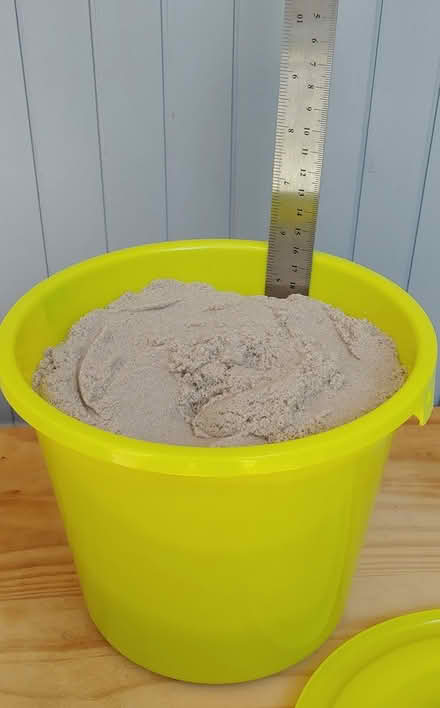 Photo of free Kinetic Sand in Tub (94087) #1