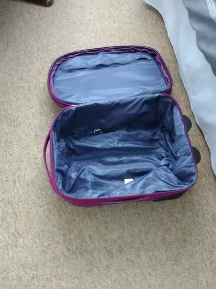 Photo of free Lovely suitcase, excellent condition (Heacham PE31) #2