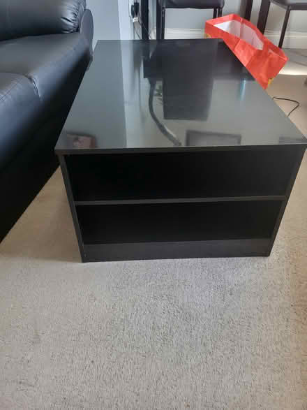 Photo of free High gloss coffee table (Tn343ty) #1