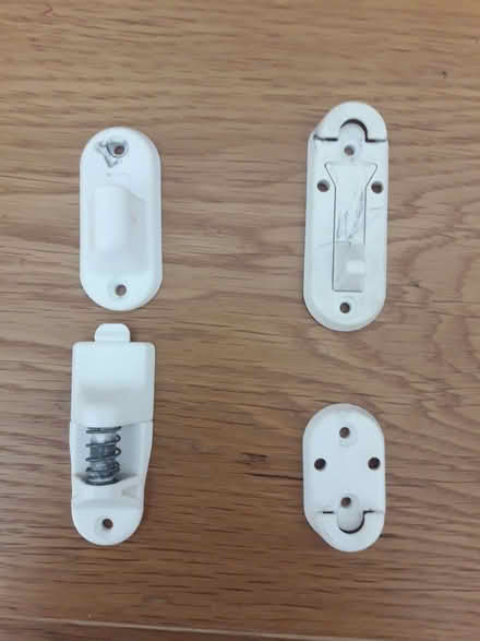 Photo of free Baby gate -adjustable width (Bradway S17) #3