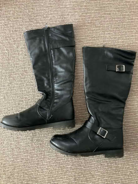 Photo of free Ladies boots (SW16 Norbury, Green Lane) #2