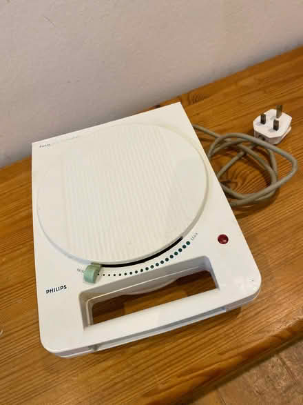 Photo of free Waffle maker (Merton Park SW19) #1