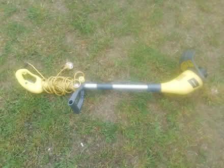 Photo of free Electric strimmer (Great Rollright OX7) #1