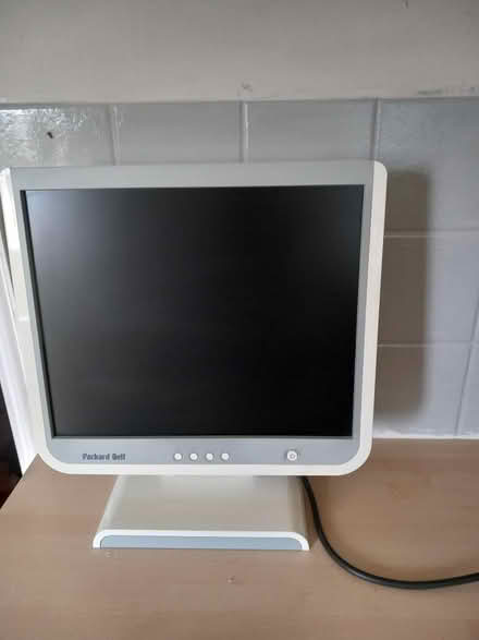 Photo of free Computer Monitor (Cardonald G52 1RH) #1