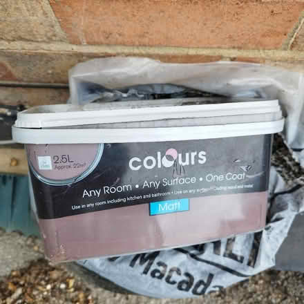 Photo of free Brown paint (Morden SM4) #1