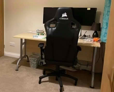Photo of free Desk (West Horsley KT24) #1