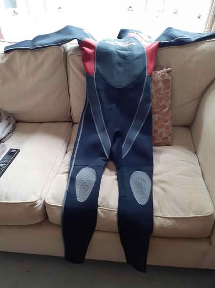 Photo of free Men's wetsuit (Bear flat, Bath) #1