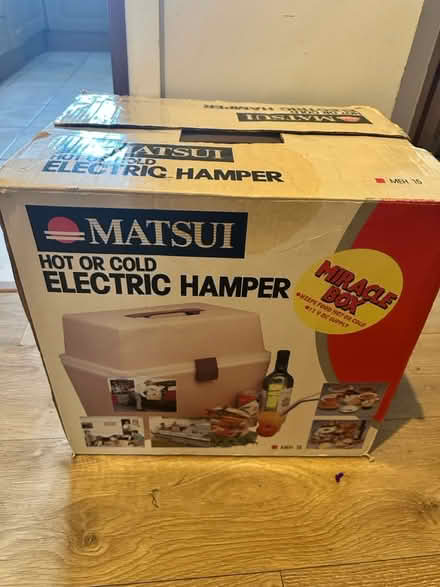 Photo of free Hot or cold electric hamper (Brownhills, WS8) #1