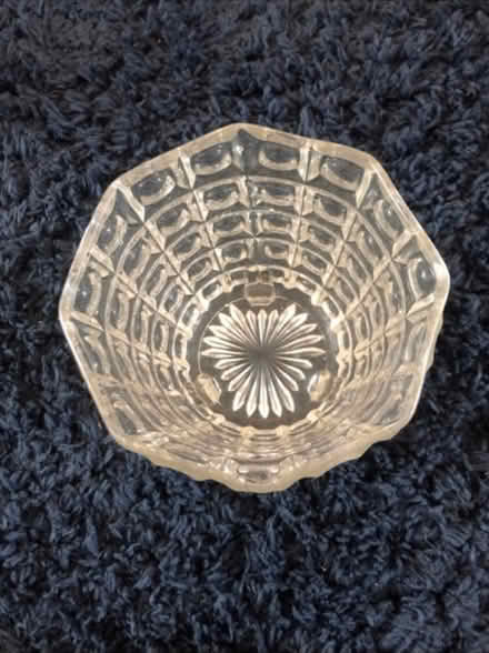 Photo of free Glass Vase / Deep Bowl (Cheshunt En8) #2