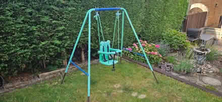 Photo of free childs swing (Owlthorpe S12) #1