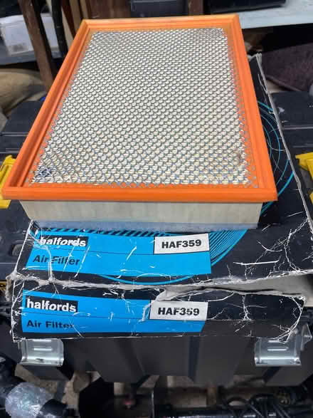 Photo of free Air Filter - Galaxy, Alhambra, Sharan (Bognor Regis PO21) #1