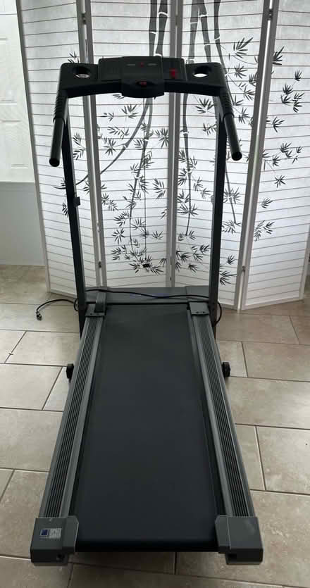 Photo of free treadmill (Rahway, NJ) #1