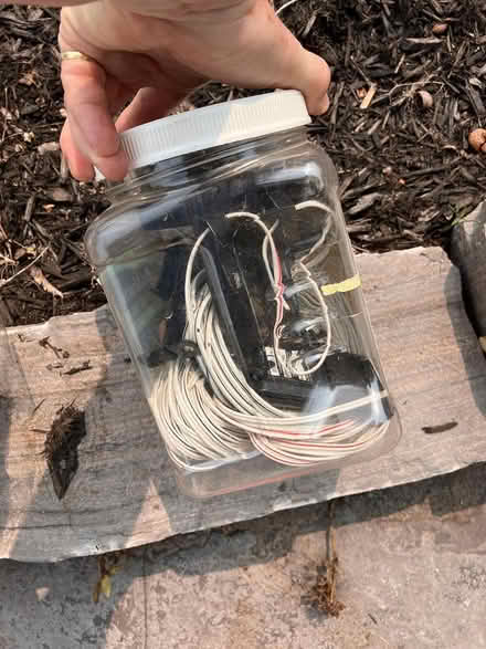 Photo of free ATC: working garage door opener (Huron and Wellington) #4