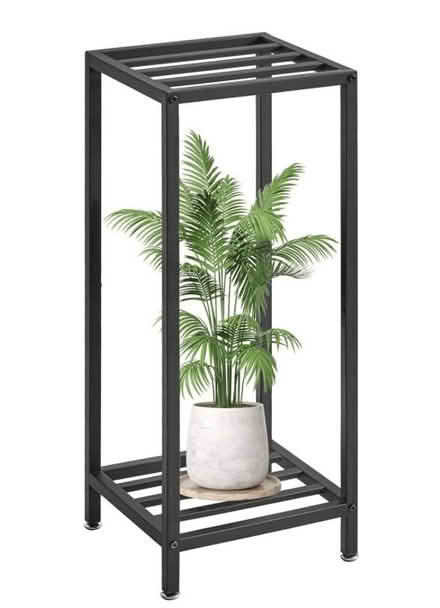 Photo of Metal table or planter for outside (SW18) #1