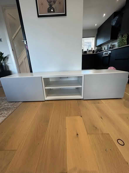 Photo of free Tv unit (Hoddesdon EN11) #1
