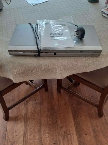 Photo of free Samsung dvd player with instructions (Dean Row SK9) #1