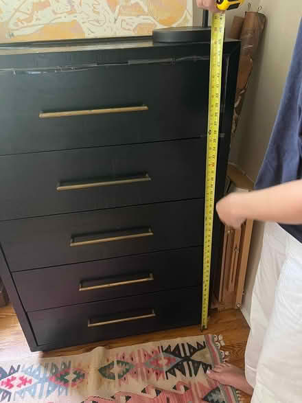 Photo of free Must go today! Dresser - good shape (bed Stuy) #3