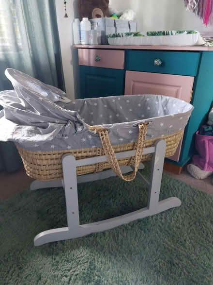Photo of free Moses basket (South kirkby wf9) #4