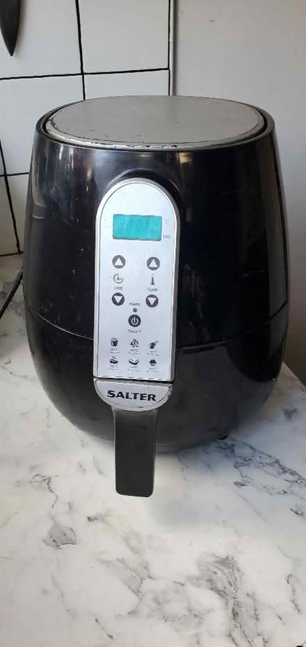 Photo of free 4.5 litre Air fryer (Barnton CW8) #1