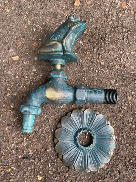 Photo of free Outdoor tap (RG40 Wokingham town centre) #1